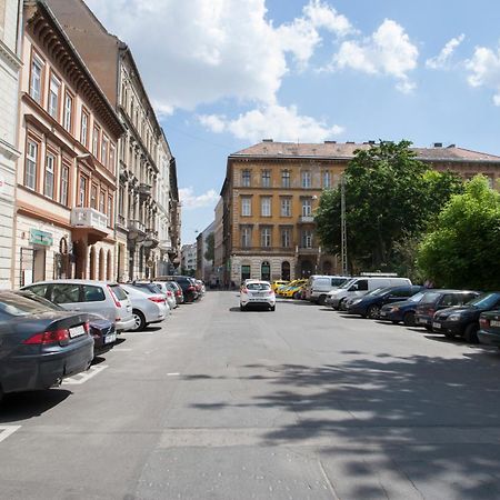 Carolyn Apartman In The Old City Apartment Budapest Bagian luar foto